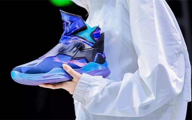 喬丹鞋服時裝周推廣