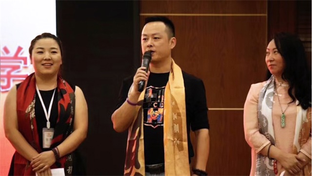 百字吉祥圍巾品牌策劃設計